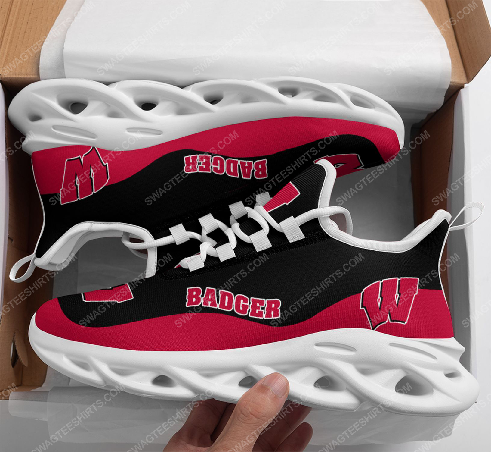 The wisconsin badgers football team max soul shoes 1