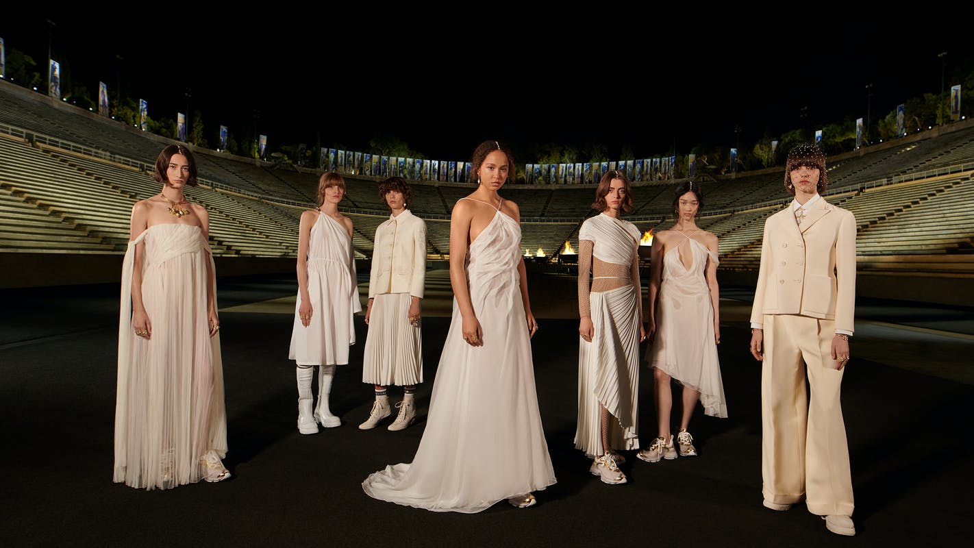 Dior cruise 2022 collection a harmonious symphony of classic fashion heritage and dynamic sports spirit
