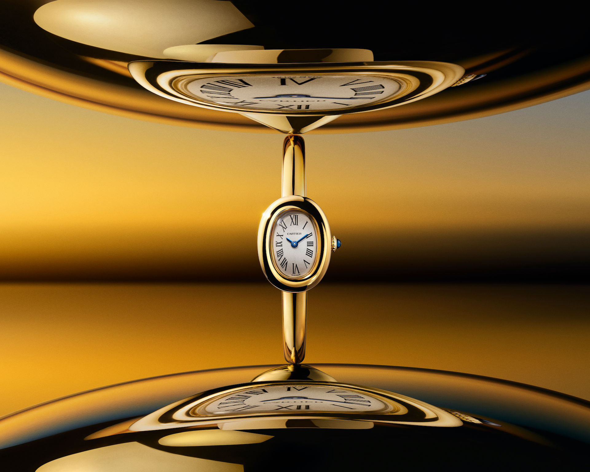 In 2023, Cartier reinvents the look of the baignoire watch line